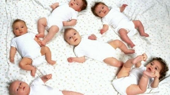 عراقية تلد 7 توائم