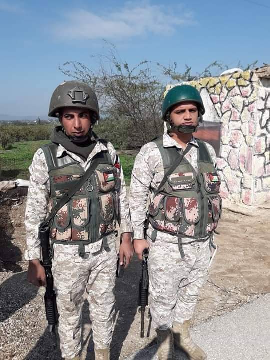 مرتبات المنطقة العسكرية الشمالية تنقذ فتاة