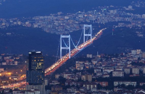 هزات أرضية استمرت 50 يوما في