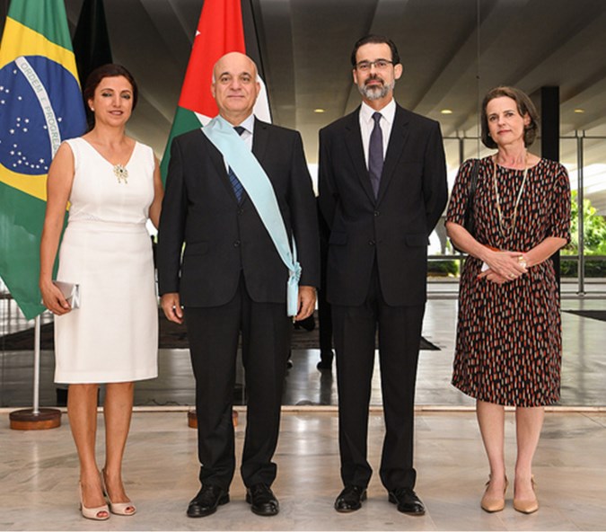 البرازيل تكرم السفير الطوال بمناسبة انتهاء