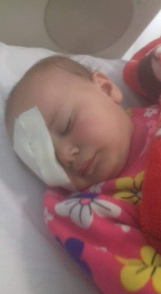 الطفلة ماليندا ابنة العامين تناشد الملك