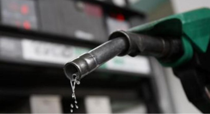 الحكومة تعلن ارتفاع أسعار المشتقات النفطية