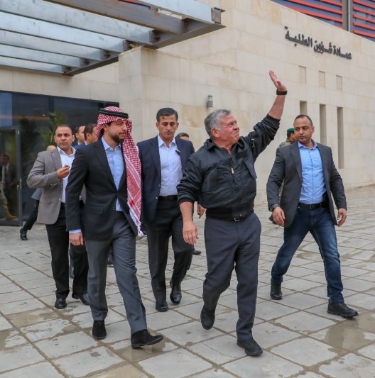 الملك لـ الطفايلة: أحببت أن أطمئن