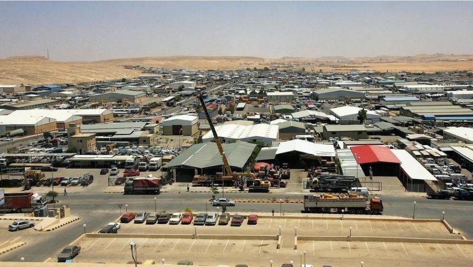 انخفاض عدد المركبات الداخلة للسوق المحلي