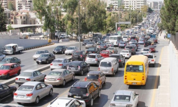 مقترحات حكومية لتخفيف ازدحامات عمّان