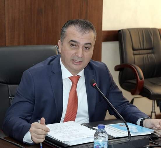 لا إغلاق للمصنع.. . هذا ما