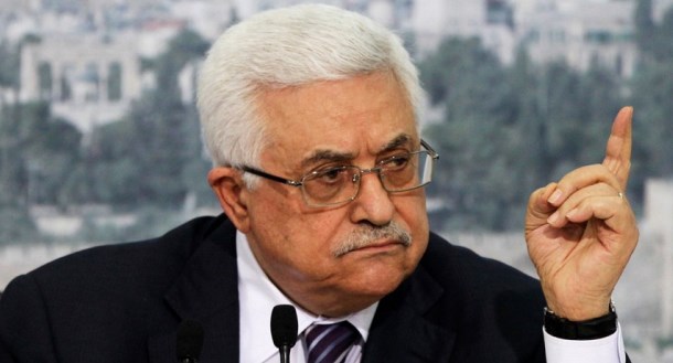 عباس يرفض استلام أموال الضرائب الفلسطينية