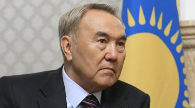 رئيس كازاخستان يقبل استقالة الحكومة