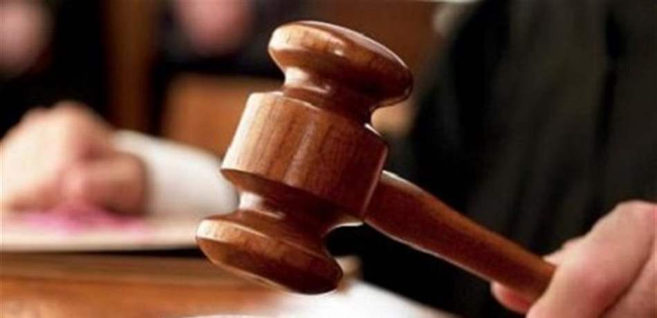 مواطن في المفرق يشتكي رئيس بلدية