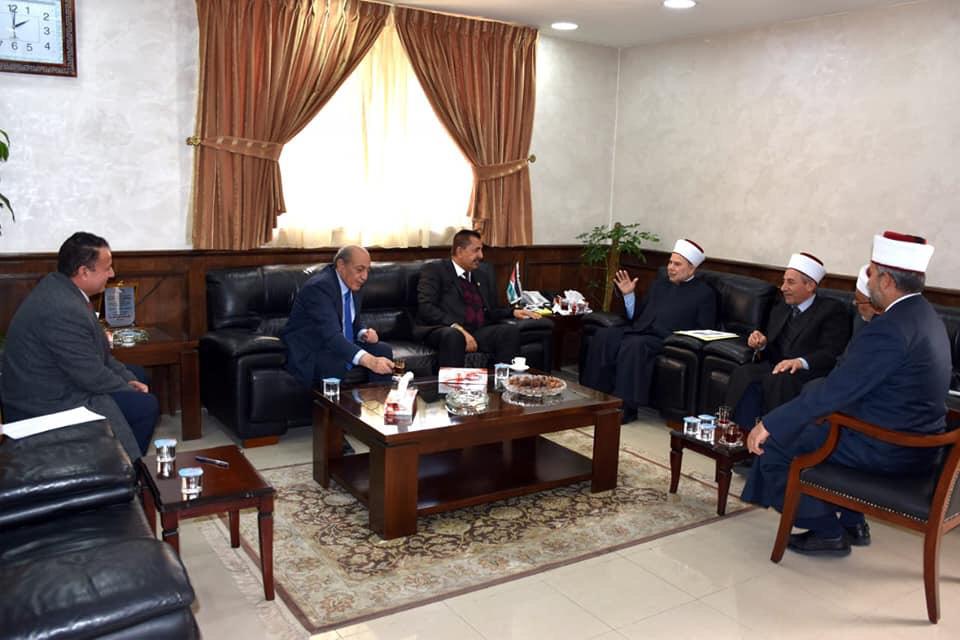 اتفاقية تعاون بين «جدارا ودائرة قاضي