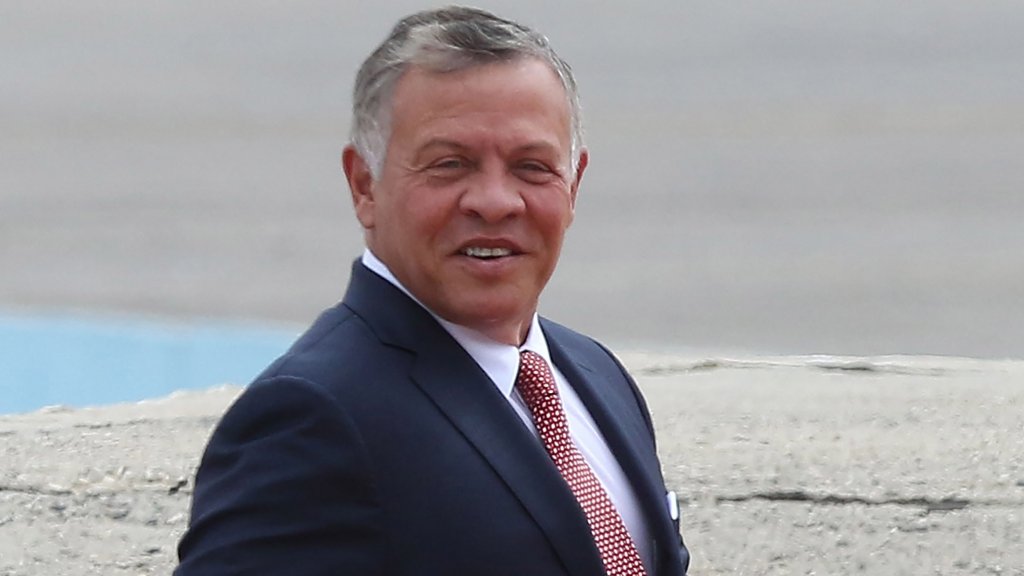 الملك عبر تويتر: نشامى منتخب كرة