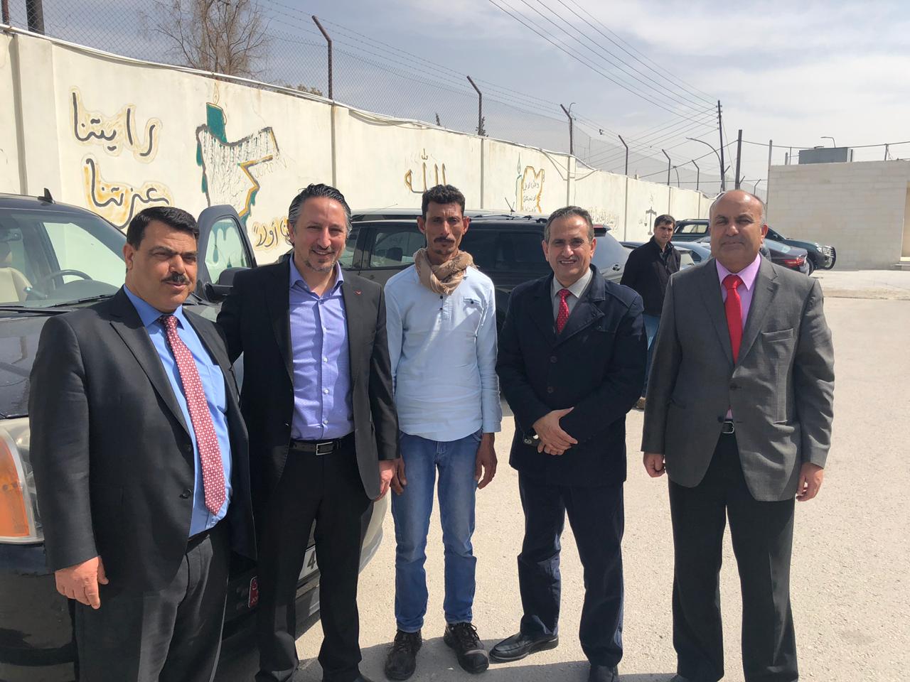 ابو رمان والمجالي يتبنيان قضية الشاب