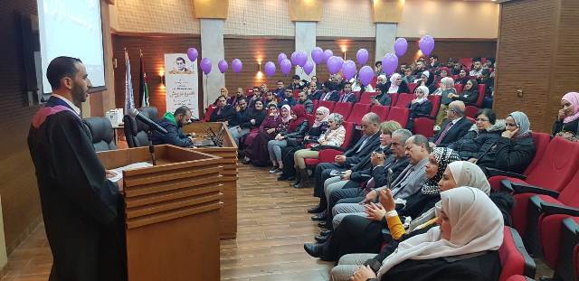 طلبة كلية التمريض في جامعة عمان