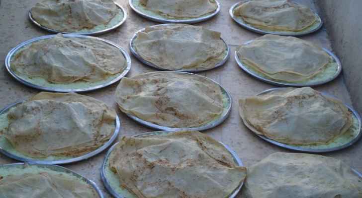 الإفتاء توضح حكم جمع المال للمساعدة