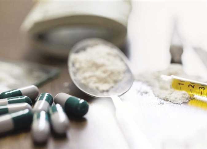 المخدرات تقتل أبناءنا وسط صمت شعبي