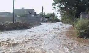 تحذير من خطورة الاقتراب من مجاري