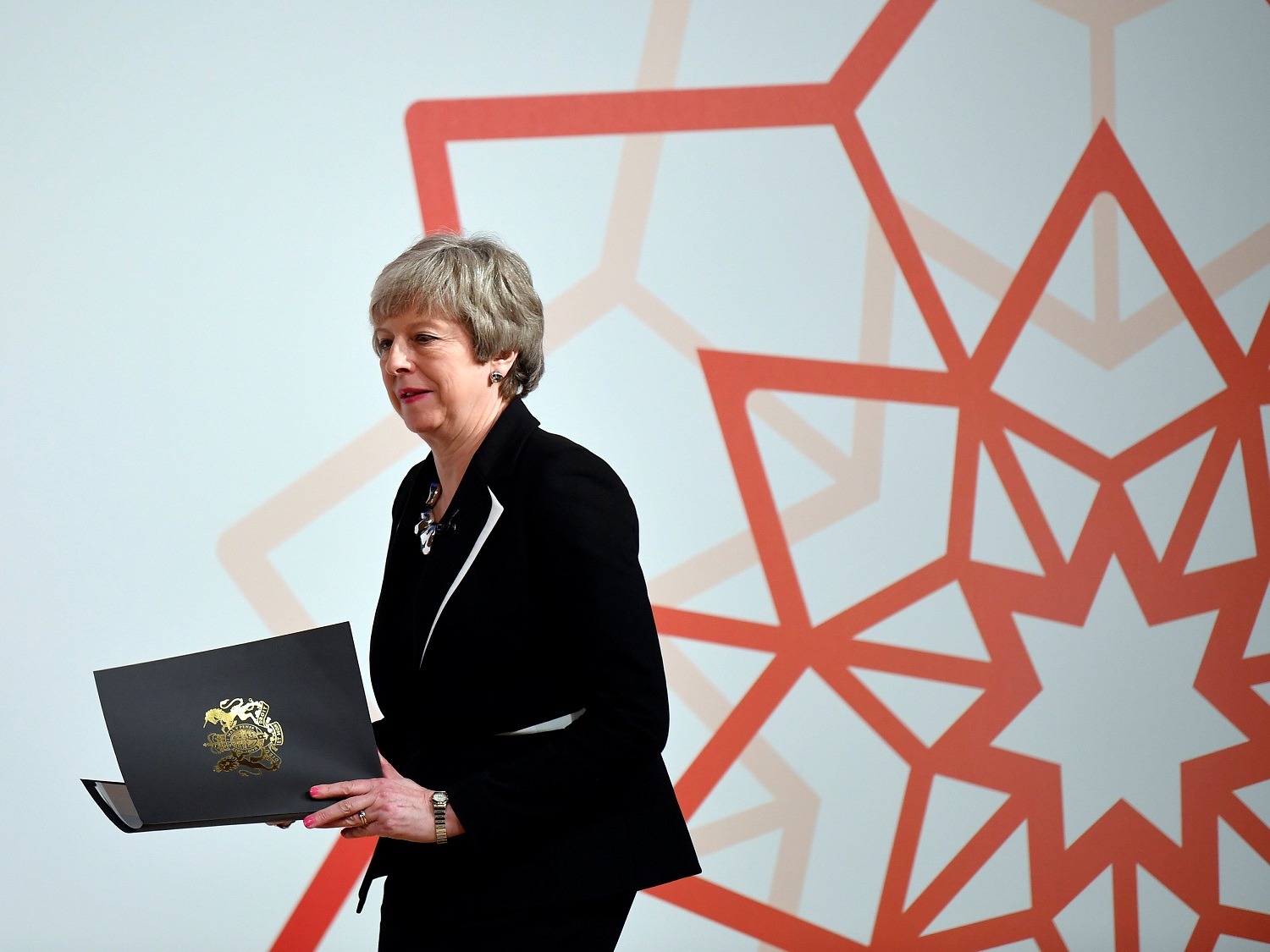 وزير أردني لـ صحفي: «مش وقته»..