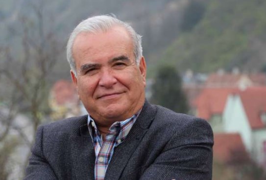 وزير التربية يسأل: ’هل تؤيد وجود