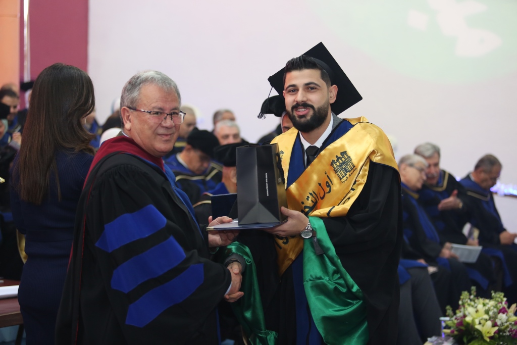 المولا يرعى تخريج طلبة الفوج الخامس