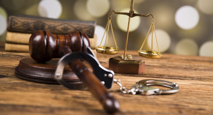 السجن لأعضاء اللجنة المحلية ببلدية مأدبا