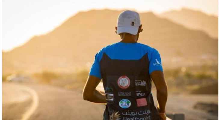 إماراتي يصل إلى مكة ركضا من