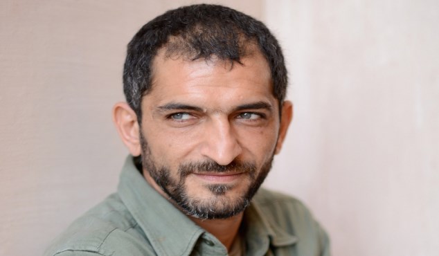 فنان مصري مشهور يثير الجدل: «هددوني