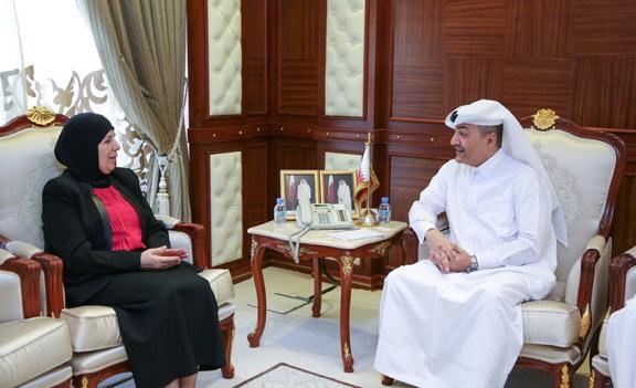 اسحاقات تلتقي وزير التنمية القطري في