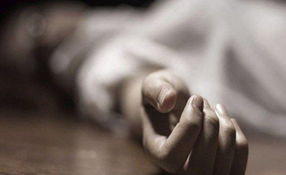 مصري يقطع رأس عروسه بعد 9