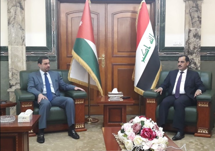 الحموري يتابع مع وزراء عراقيين تنفيذ