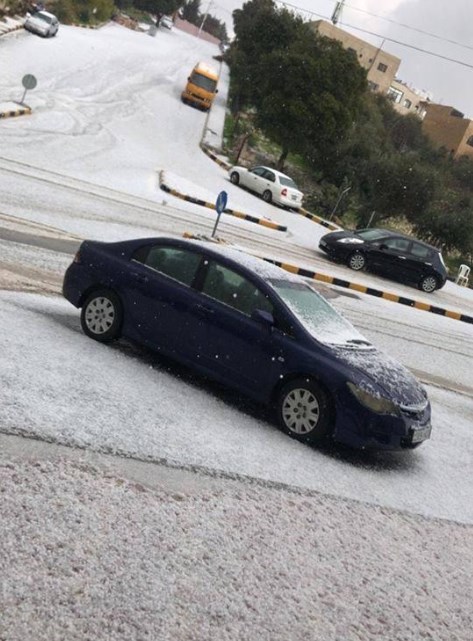 «عمان».. عواصف رعدية قوية تترافق بالبرد