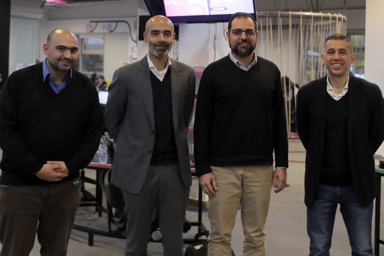 زين وفريق الترجمان للغة الإشارة Mind