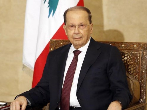 عون يطالب بعودة النازحين السوريين للمناطق