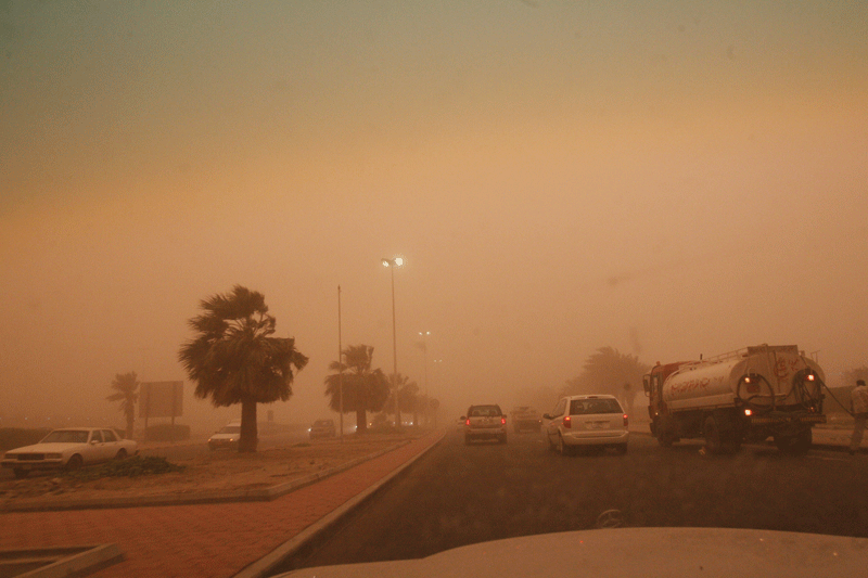 اغلاق طريق ” الأشقف – الرويشد