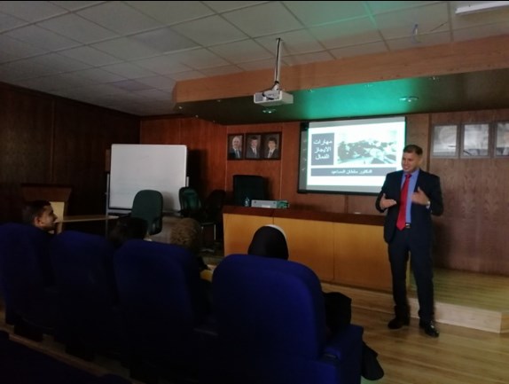 اسبوع بناء القدرات لطلبة كلية الاعمال