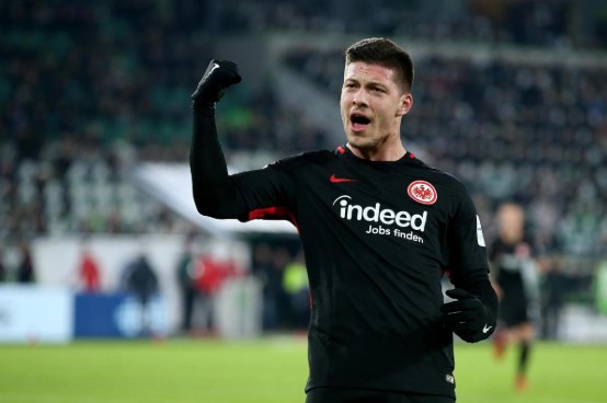 15 مباراة لا تكفي برشلونة لتقييم