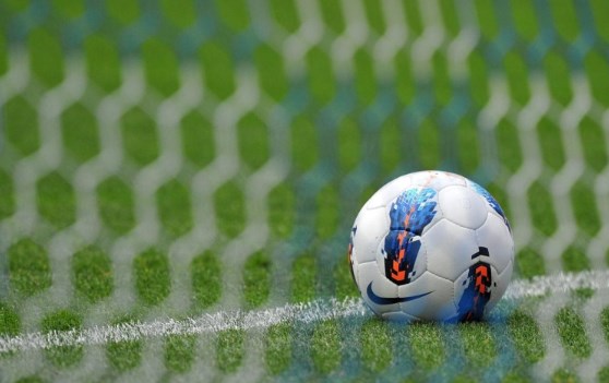 الأهلي يباغت السلط بثلاثية في الدوري