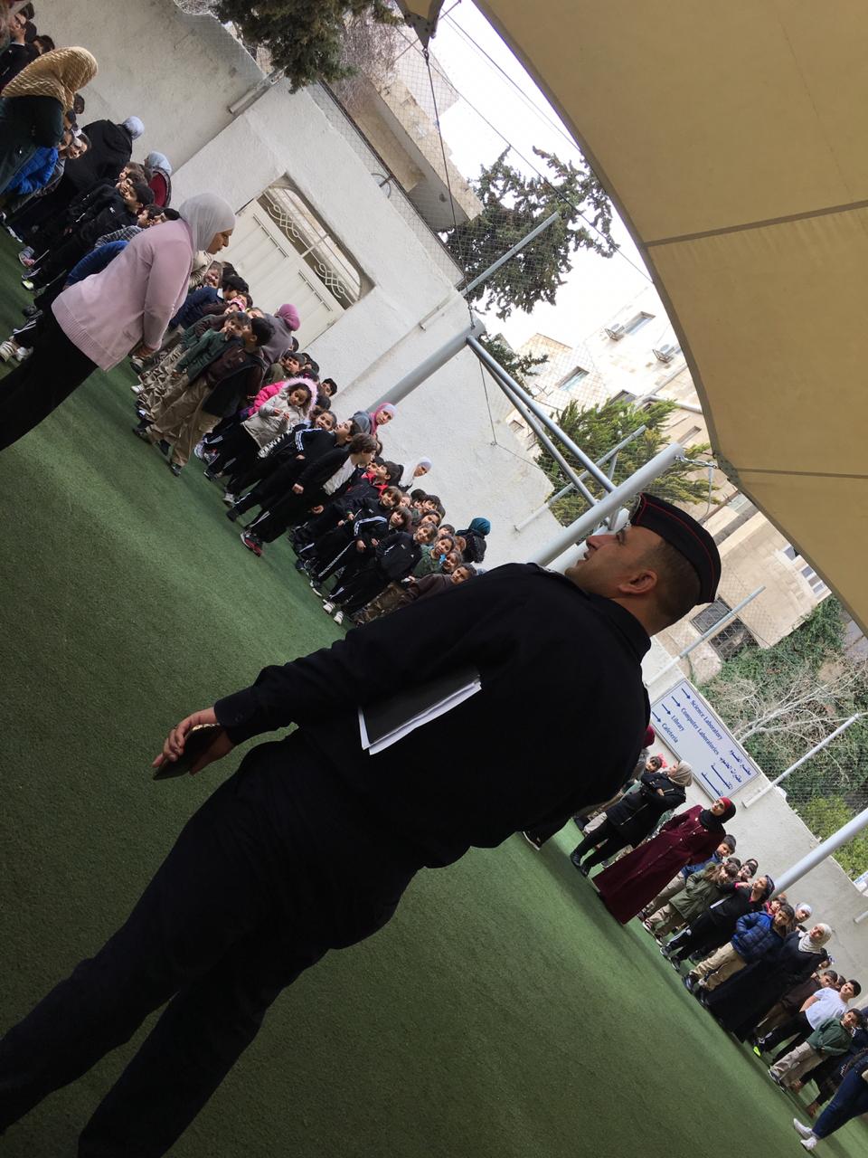 الكلية العلمية الإسلامية تنفذ تجربة إخلاء