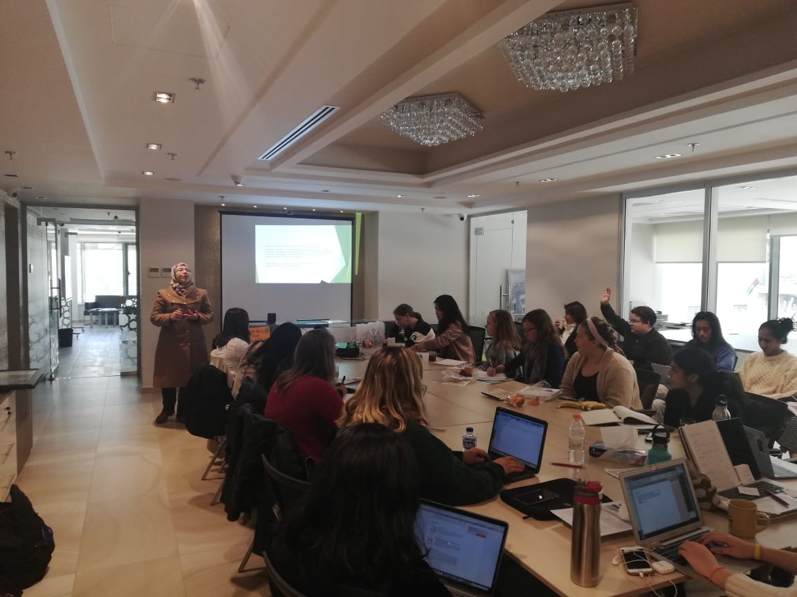 الصدمة وعلاجها .. تدريب في معهد