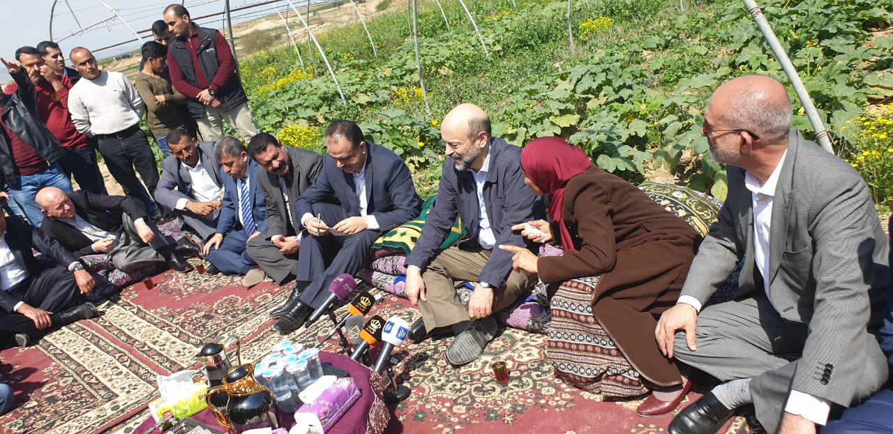 الرزاز يوجه بكسر احتكار سماسرة الخضار