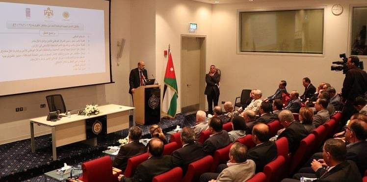 الرزاز يطلق الاستراتيجية الوطنية للحد من