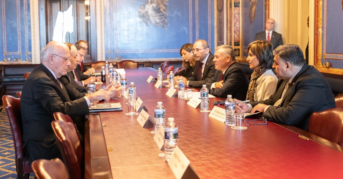 الملك يلتقي رئيس وأعضاء لجنة المخصصات