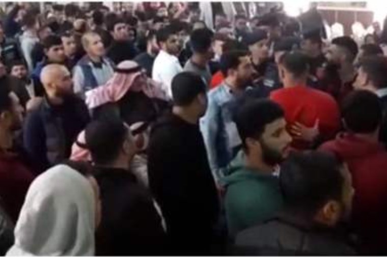 العمري يوضح ما حصل خلال لقاء