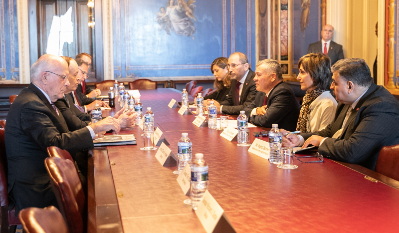 الكونغرس الأمريكي: حريصون على توطيد العلاقات