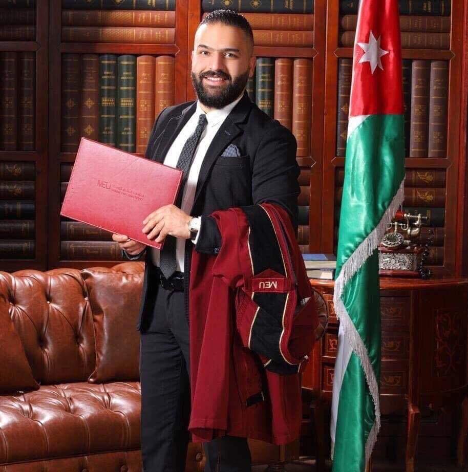 معاذ العلّان.. مبروك البكالوريس