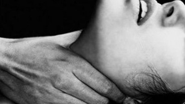 حدث يقتل شقيقته خنقا في البلقاء