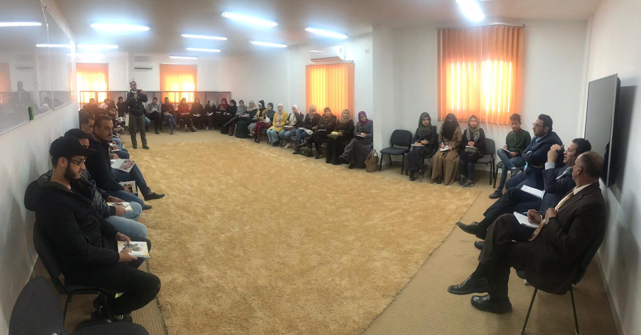 ابو رمان يلتقي مجموعة من شباب