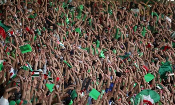 الوحدات يعلق مشاركاته في انشطة كرة