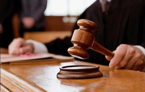 قاضي القضاة يثبّت مئات المحامين الشرعيين