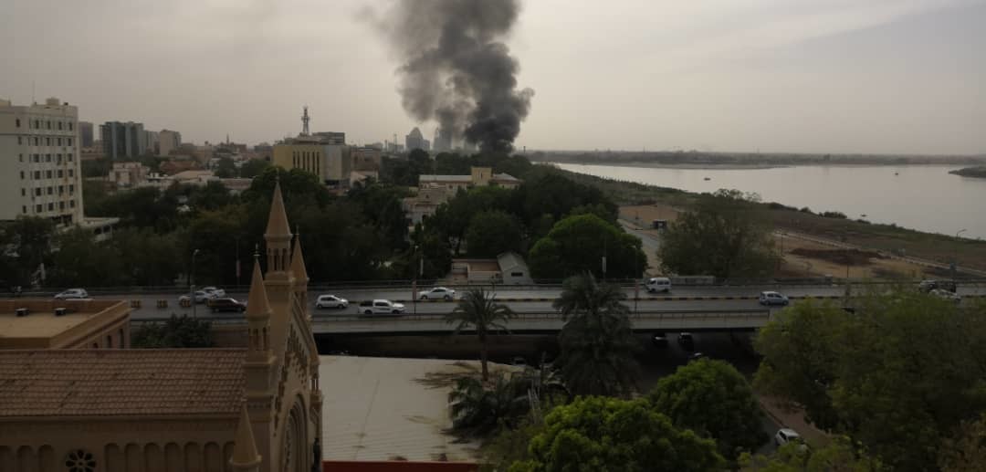 حريق هائل في قصر الرئاسة السوداني