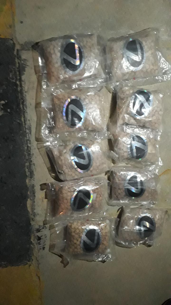 القبض على مروج بحوزته 10 الاف